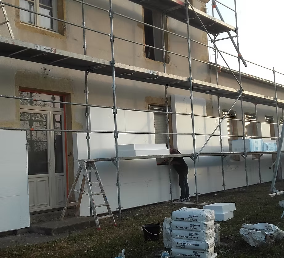  Isolation par panneaux en polystyrènes